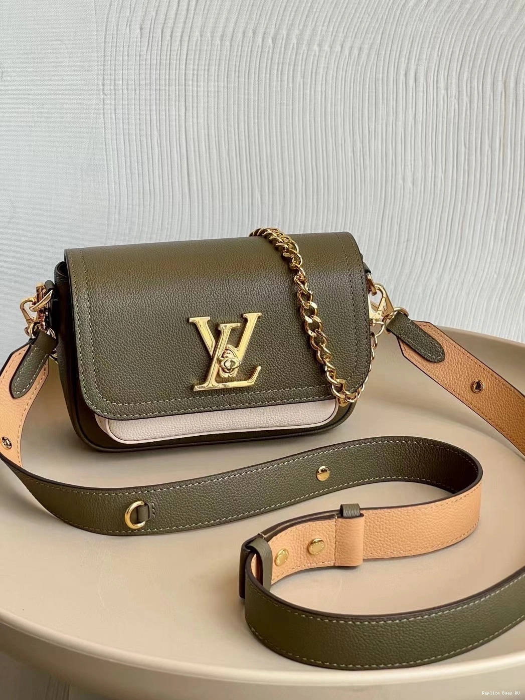 Affordable VUITTON LOCKME TENDER LOUIS 0801